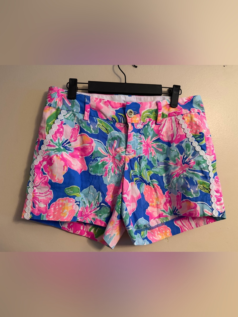 Lilly Pulitzer Callahan Shorts in the "Jungle Utopia"
